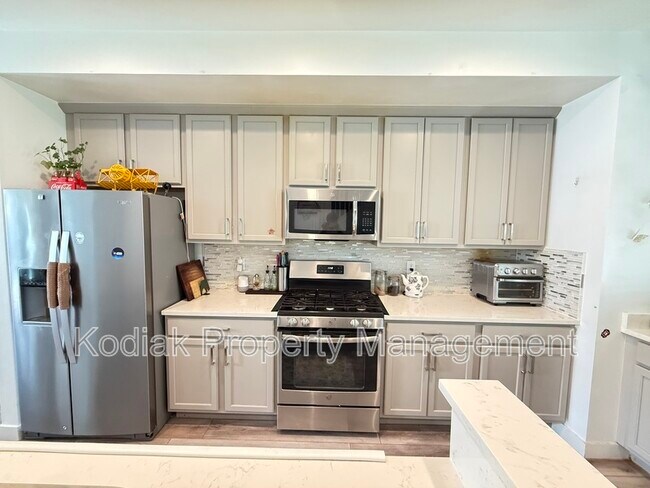 Building Photo - 5311 Canary Grass Wy