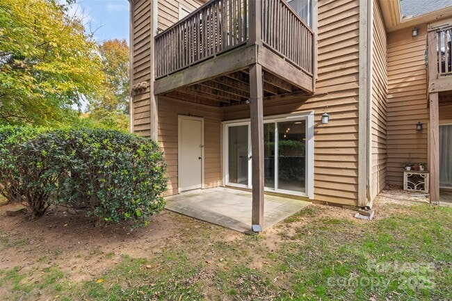 Building Photo - 3220 Selwyn Farms Ln