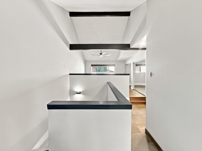 Building Photo - 8443 Via Mallorca