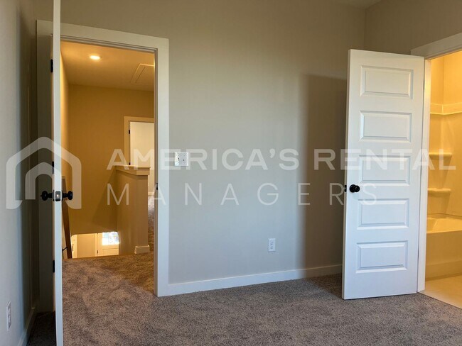 Building Photo - Home for rent in Hoover!!! Available to View Now!