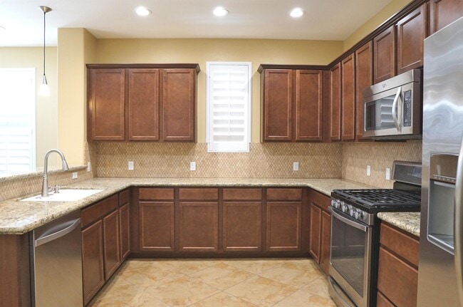 Building Photo - 80052 Silver Sage Ln