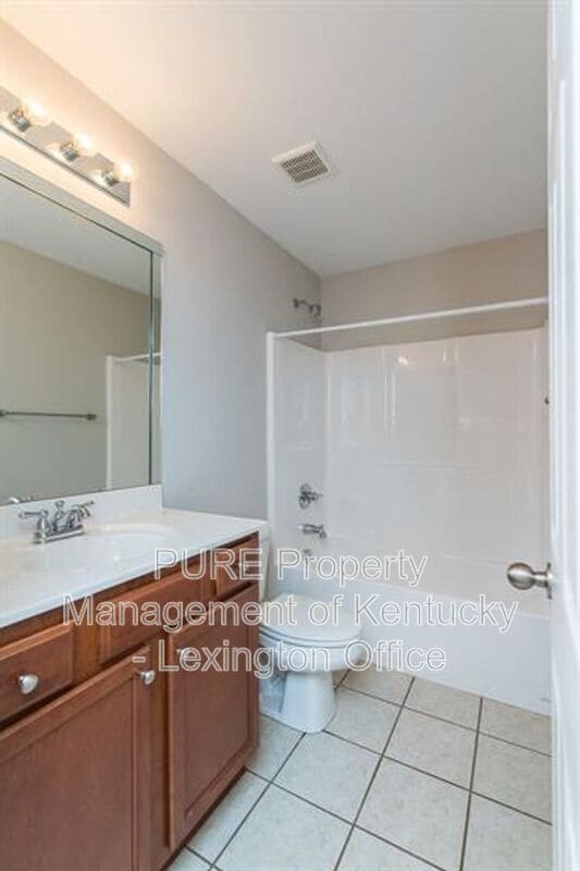 Building Photo - 4008 Bacopa Pl