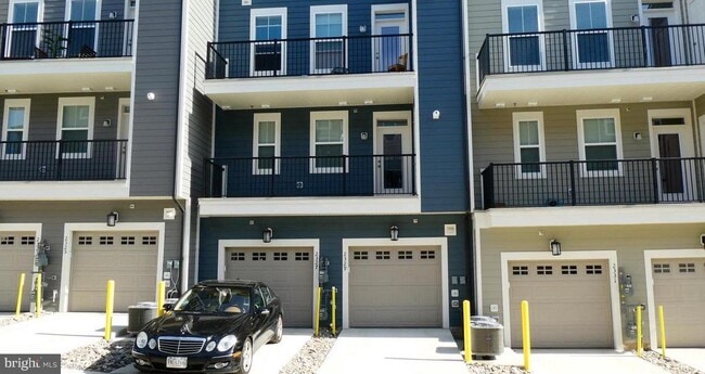 Building Photo - 2329 Stephanie Tessa Ln