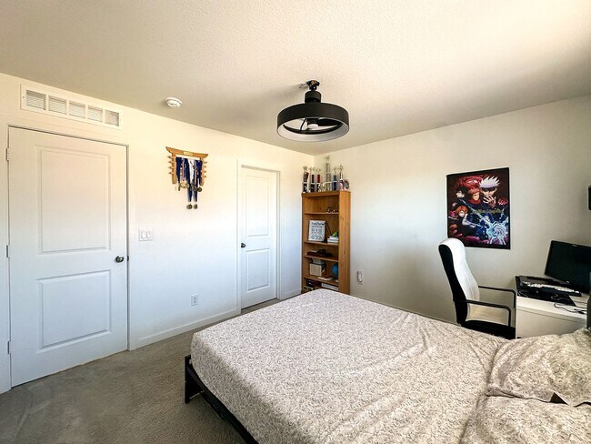 Building Photo - 9049 Bondcliff Ln