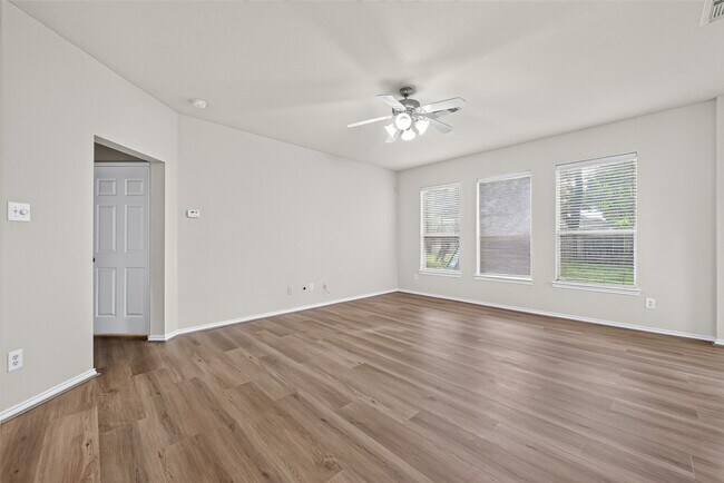 Building Photo - 1807 Katlyn Ln