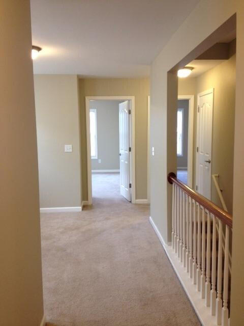 Building Photo - 3204 Sweet Clover Ln