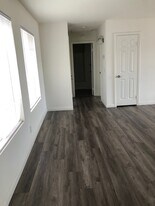 Building Photo - 1707 Keeler St