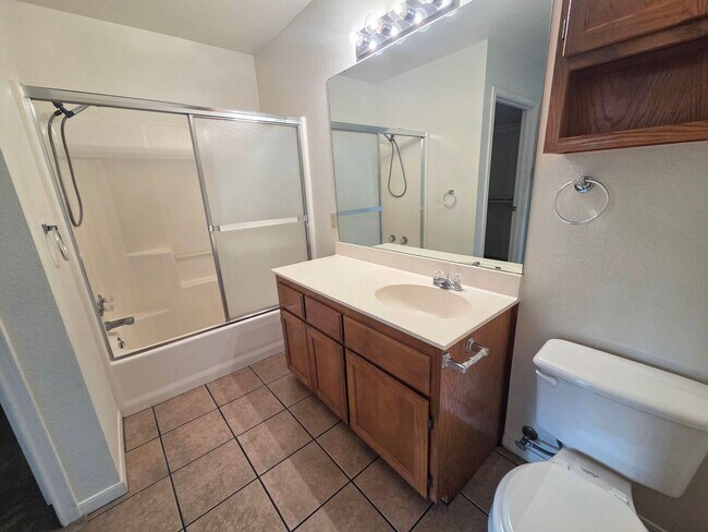 Building Photo - 3-Bed, 2-Bath Home for Rent in Kempner, TX