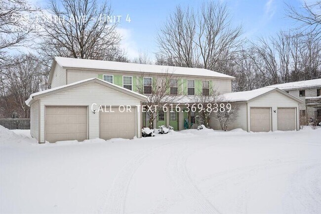 Building Photo - 539 136th Ave