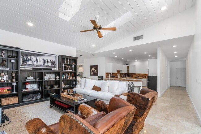 Building Photo - 11839 Maidstone Dr