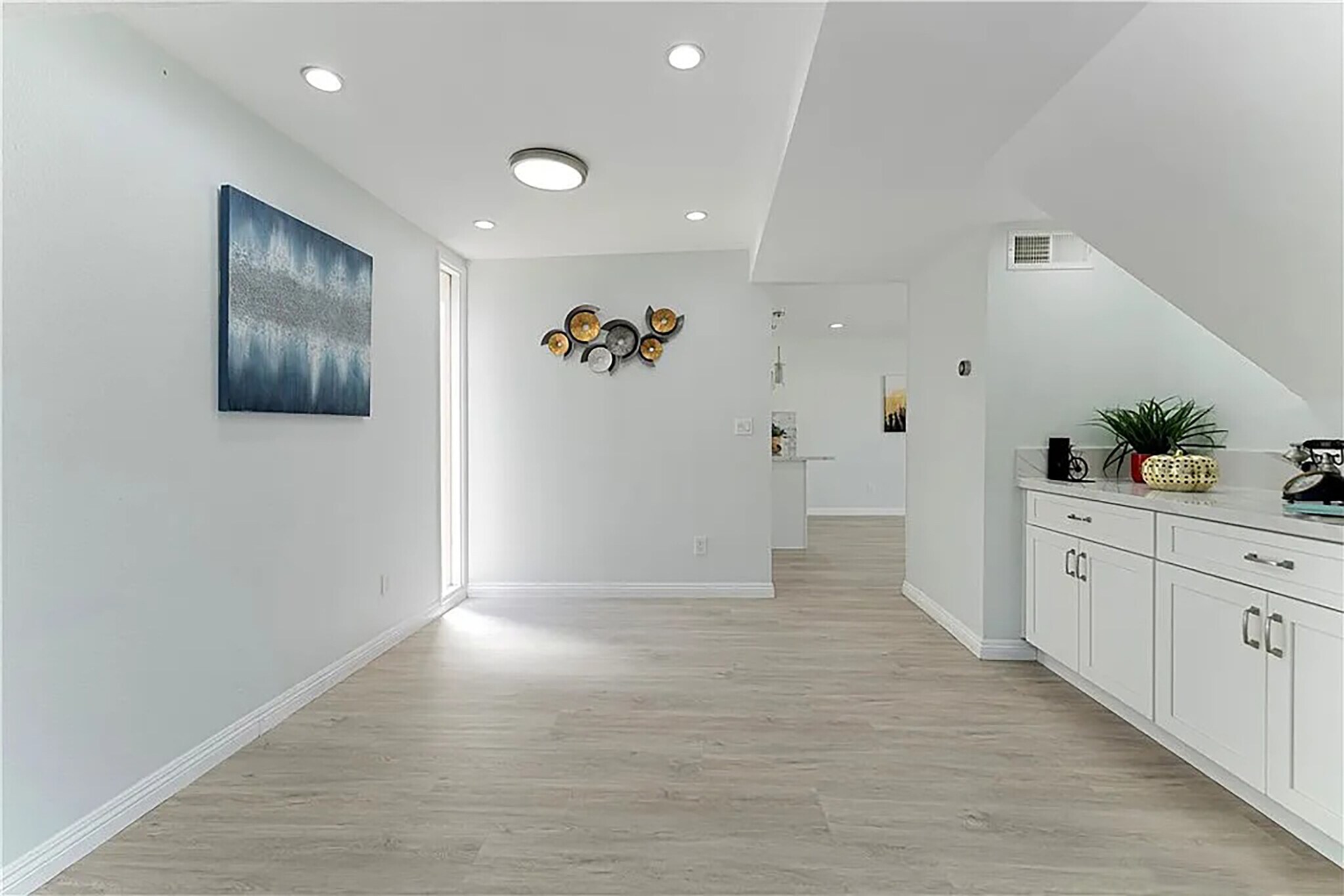 Building Photo - 126 Casuda Canyon Dr