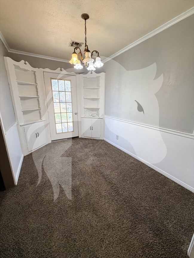 Building Photo - 1621 S Jackson St