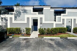 Building Photo - 2317 SW 82nd Terrace