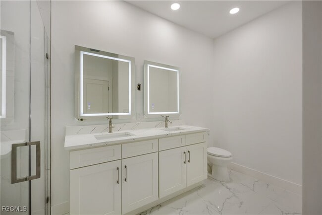 Building Photo - 849 Dowd Ave