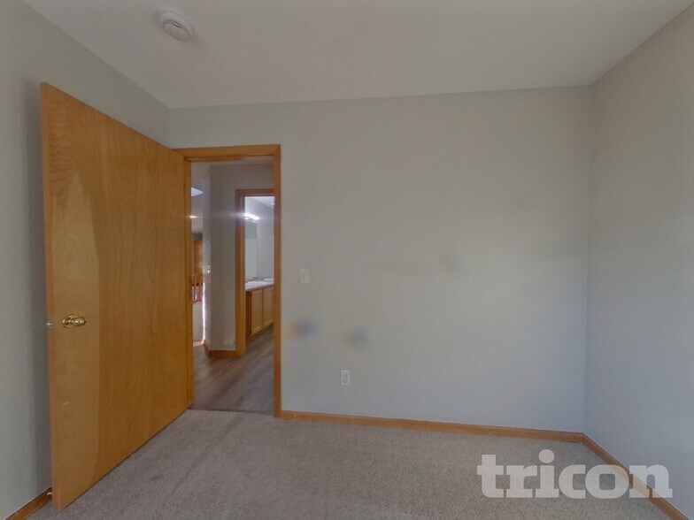 Building Photo - 18298 E Baltic Pl