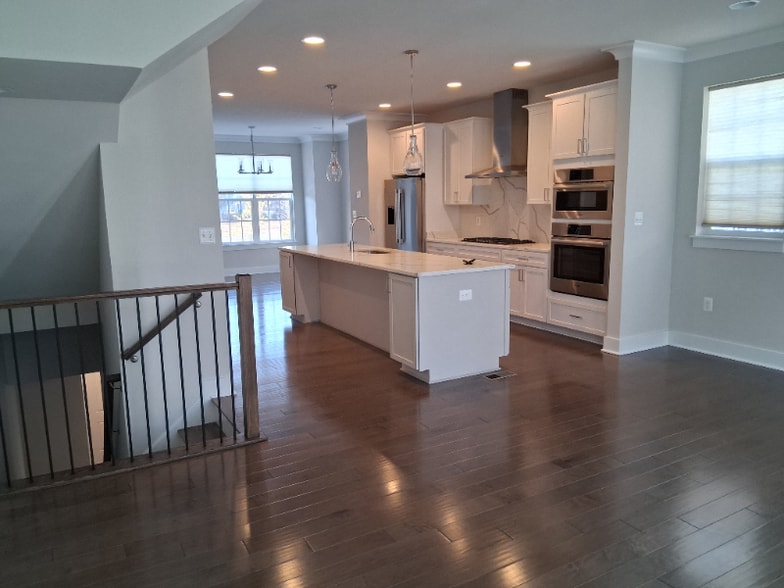 Building Photo - 5158 Ridgeview Retreat Dr