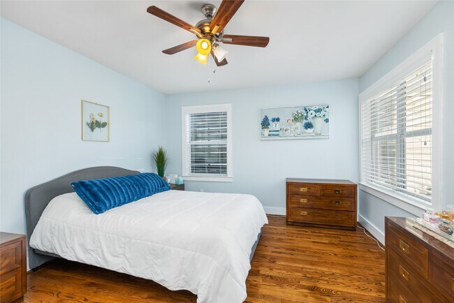 Building Photo - 3615 Murworth Dr