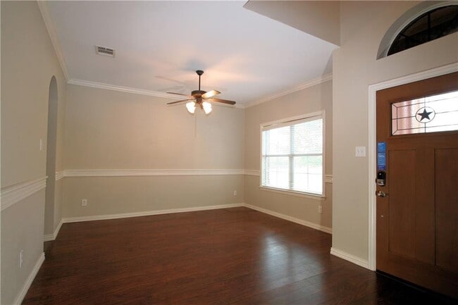 Building Photo - 2502 Elkhorn Ranch Rd