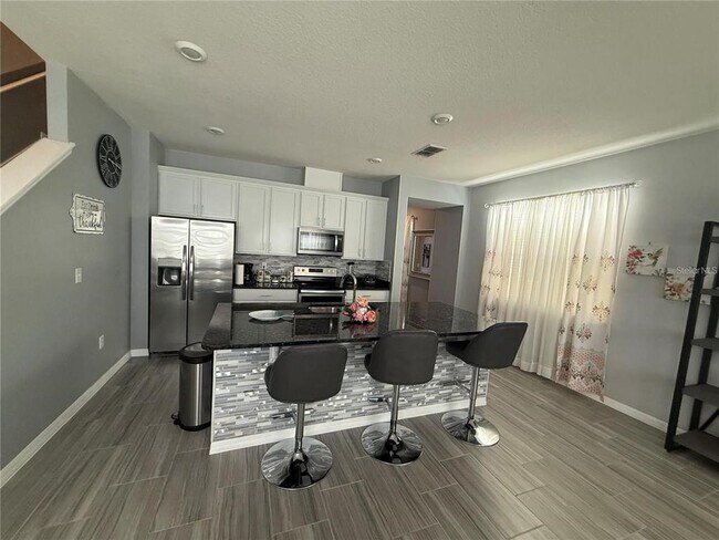 Building Photo - 5151 Adelaide Dr