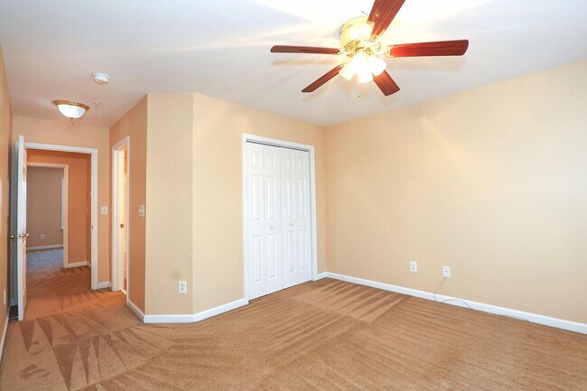 Building Photo - Weddington2664