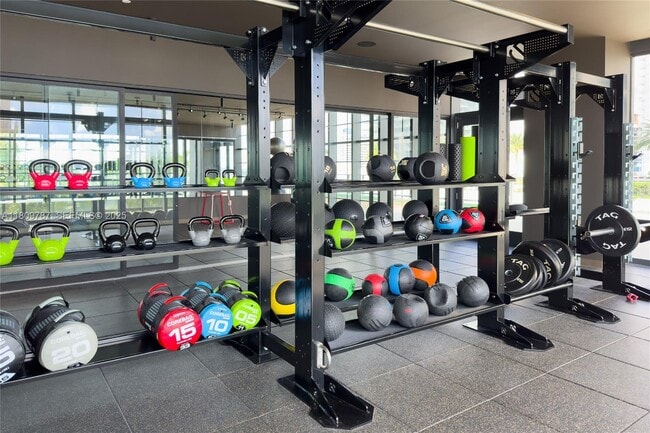 Building Photo - 159 NE 6th St