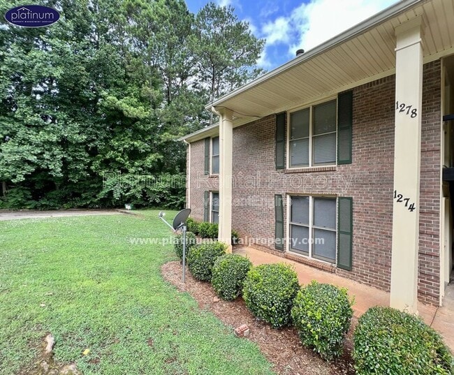 Primary Photo - 1274 Britain Dr NW