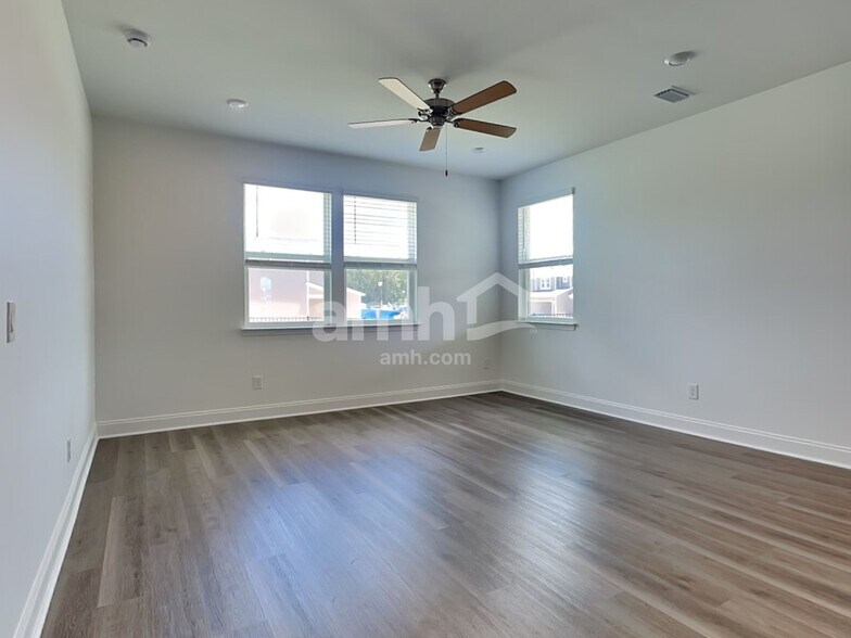 Building Photo - 128 Bee Tree Blvd