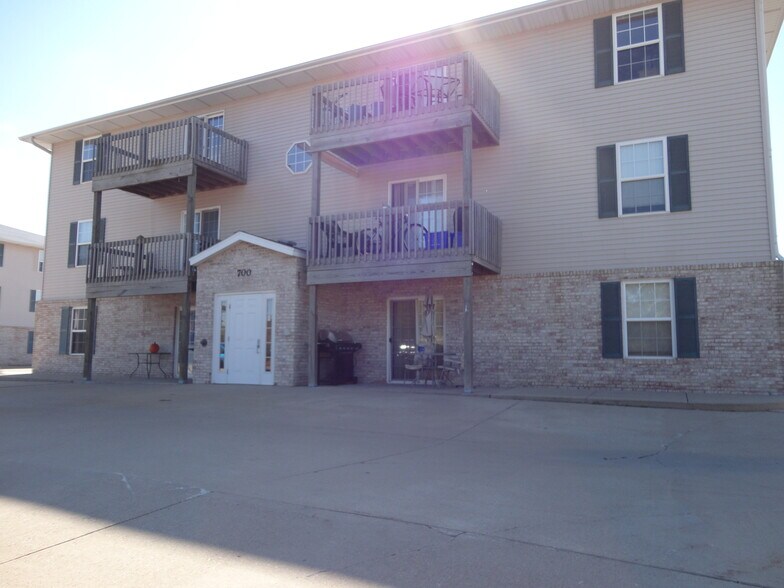 Currency Commons Apartments 9 Currency Dr Bloomington IL 61704