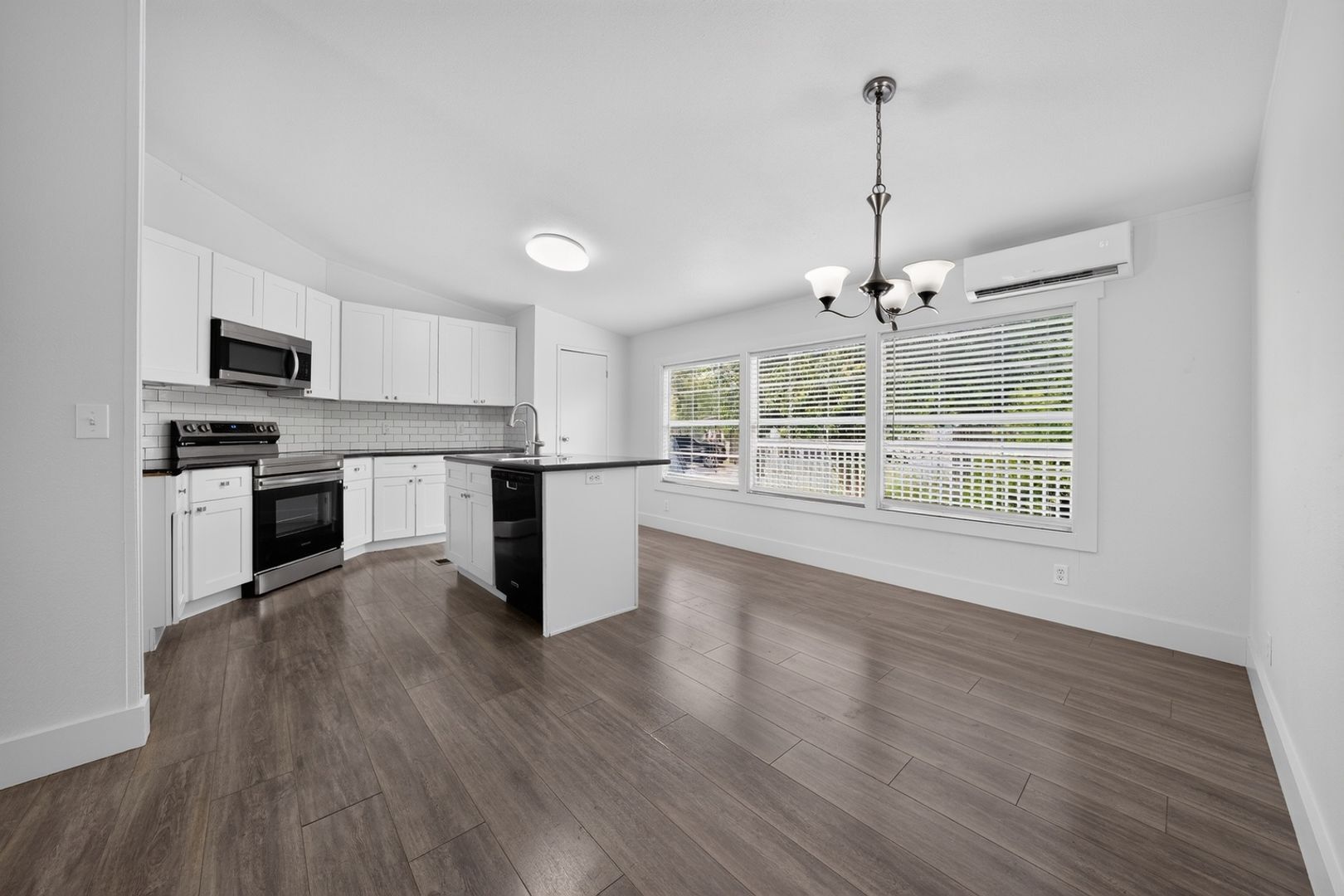 Building Photo - 9303 Redfish Dr