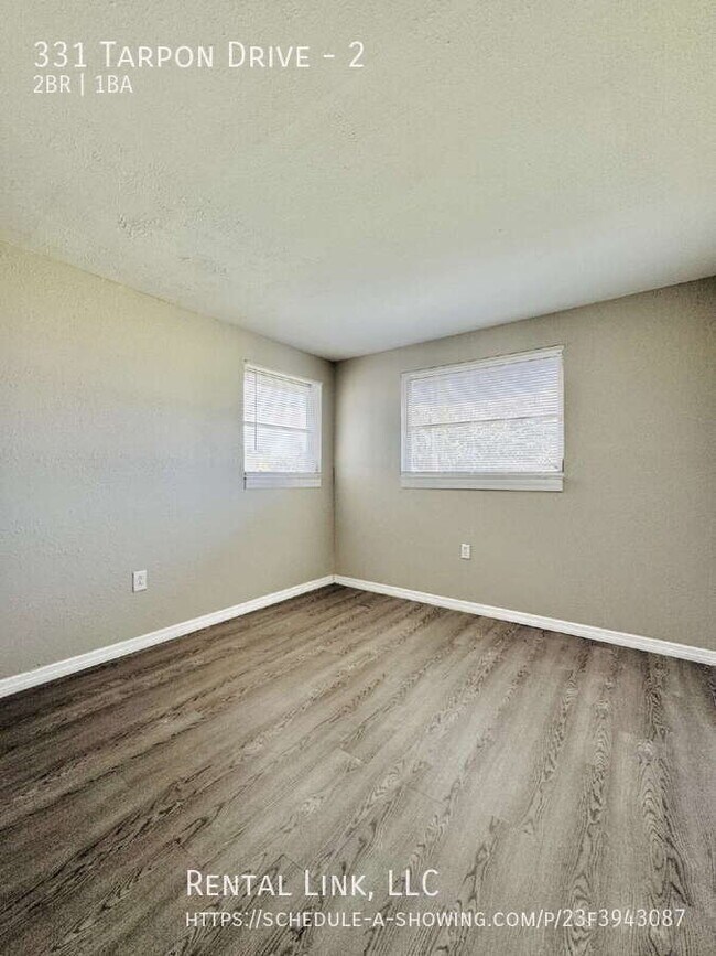 Building Photo - 331 Tarpon Dr