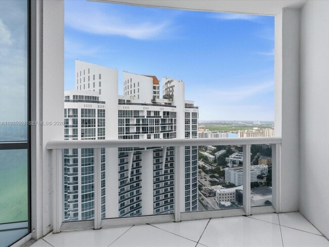 Building Photo - 18201 Collins Ave