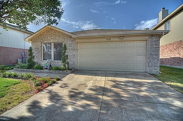 Building Photo - 2620 Caprock Rd