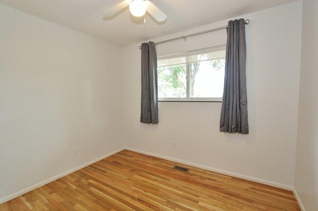 Building Photo - 12603 W Castlewood Dr