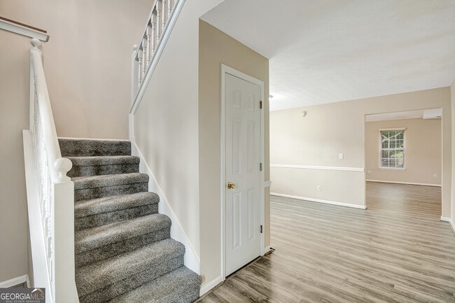 Building Photo - 1118 Quail Hunt Dr