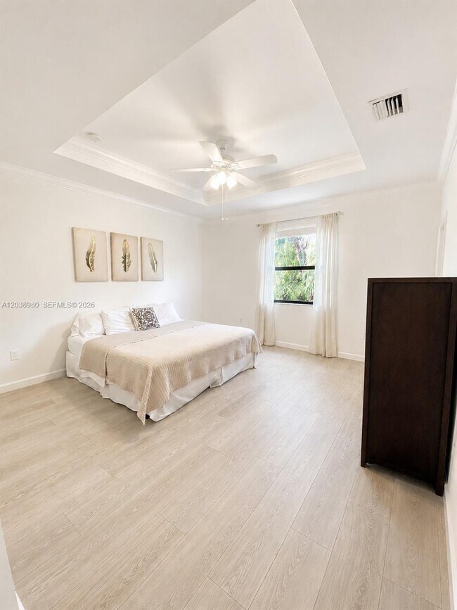 Building Photo - 11725 SW 150th Pl