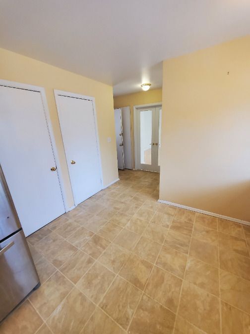 Building Photo - 8862 N Malibu Dr