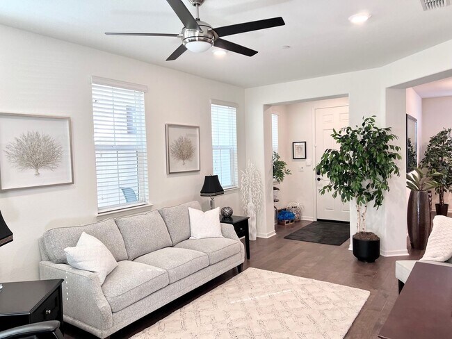 Building Photo - Stunning Former Model Home in Prime Rosevi...