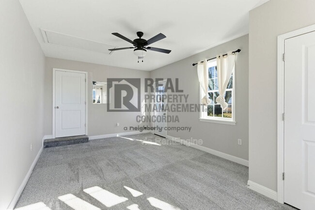 Building Photo - 1246 S Russell St