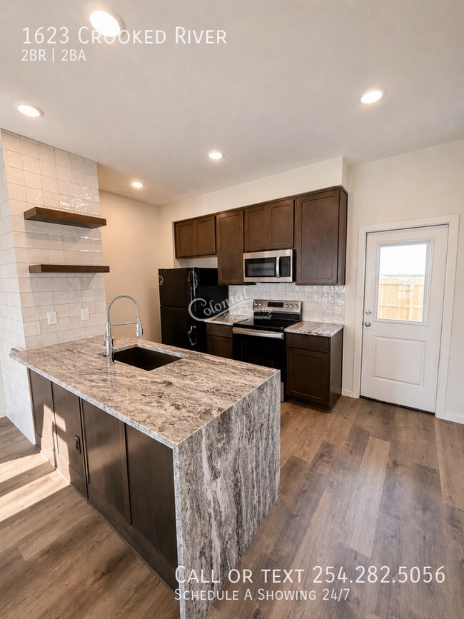 Building Photo - 1623 Crooked River
