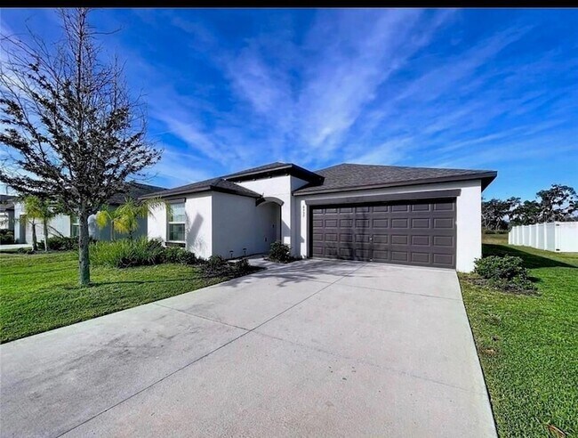 Building Photo - 6557 Bar S Bar Trl