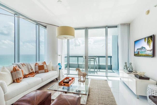 Building Photo - 6899 Collins Ave