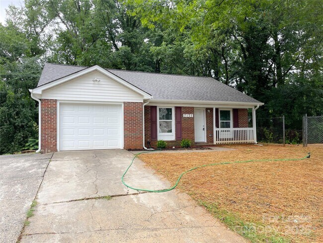 Primary Photo - 7135 Ludwig Dr