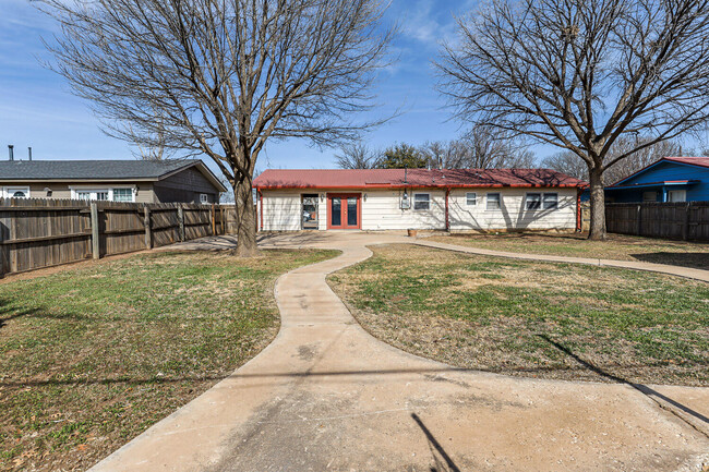 Building Photo - 3005 54th St