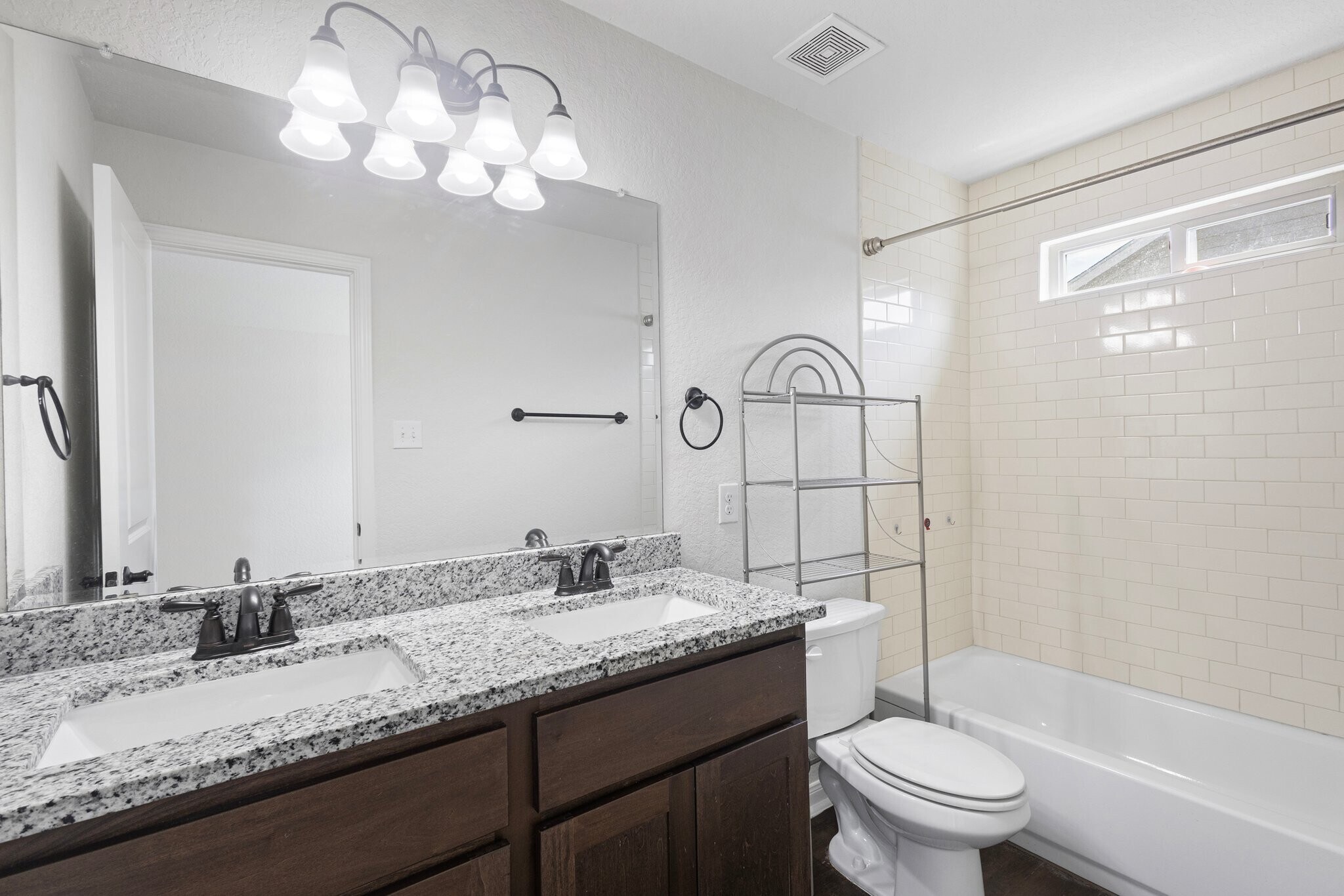 Building Photo - 10303 Candlewood Wy