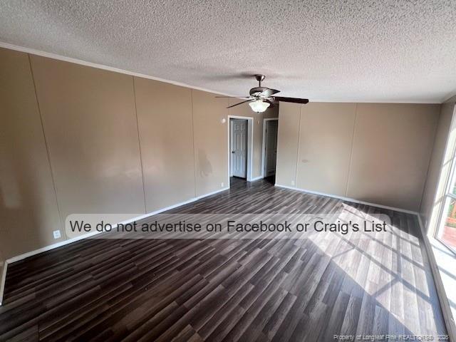 Building Photo - 171 Maple St