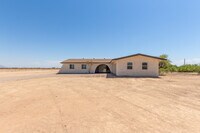 Building Photo - 7525 W Lake Erie Dr