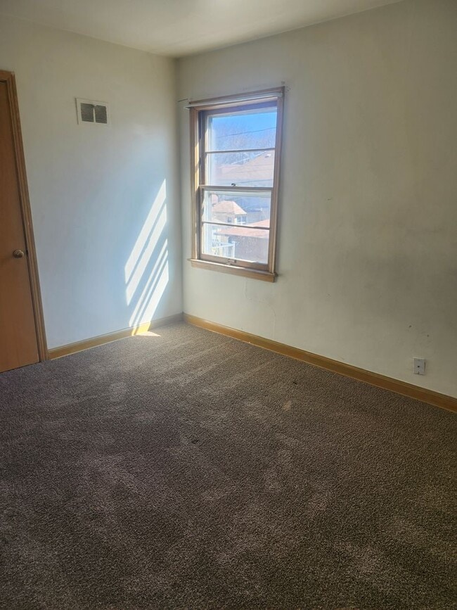 Building Photo - 3212 N 54th St