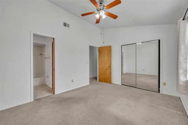 Building Photo - Great Winter Park Townhome