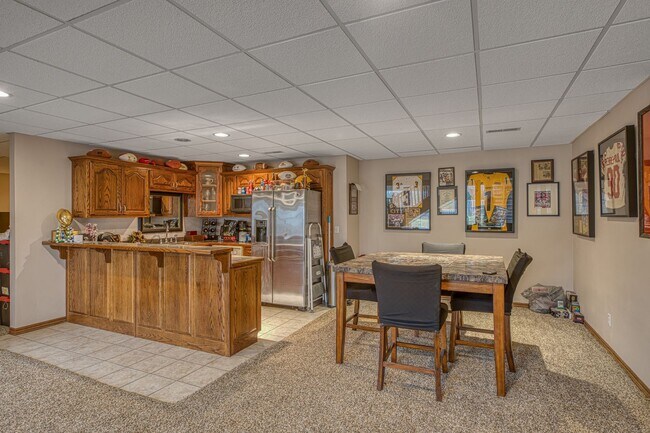 Building Photo - Highly desirable home in Briarbrook