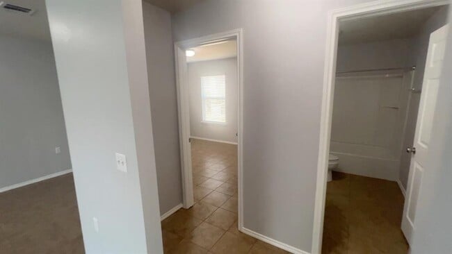 Building Photo - 5813 Knoll Pines Pass